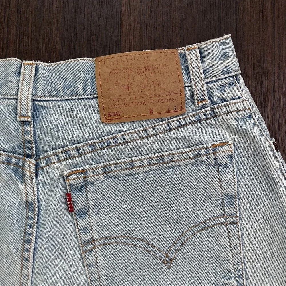Vintage Women's Levi's 550 relaxed cutoff denim shorts size 11 jr. - Mexico